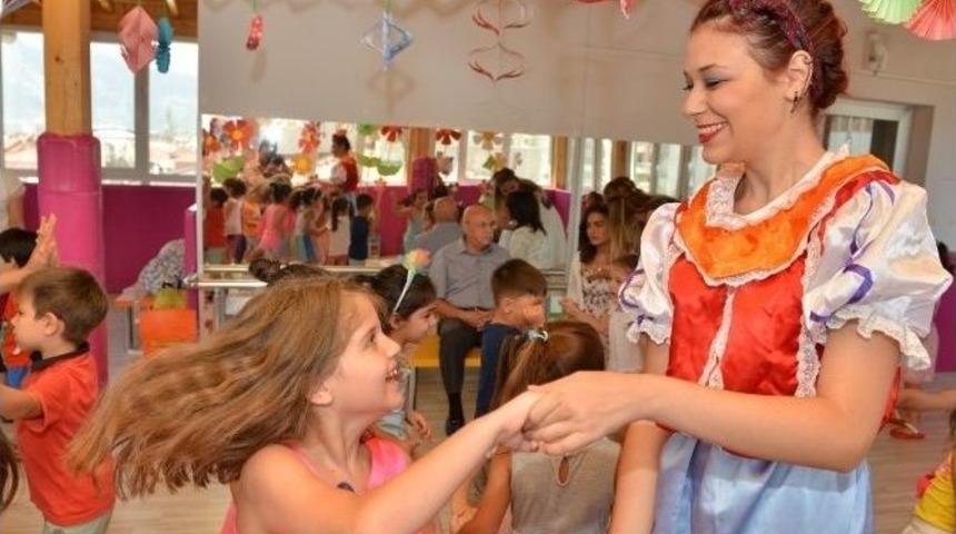 Konyaaltı Belediyesi Yaz D&ouml;nemi Eğitimleri Sona Erdi