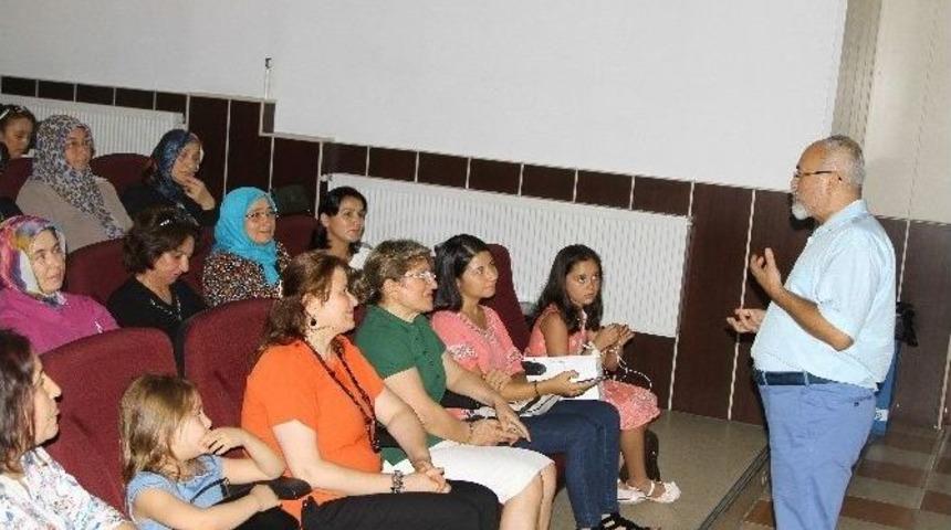 Kadın Meclisi’nden "mutlu Aile" Seminerleri