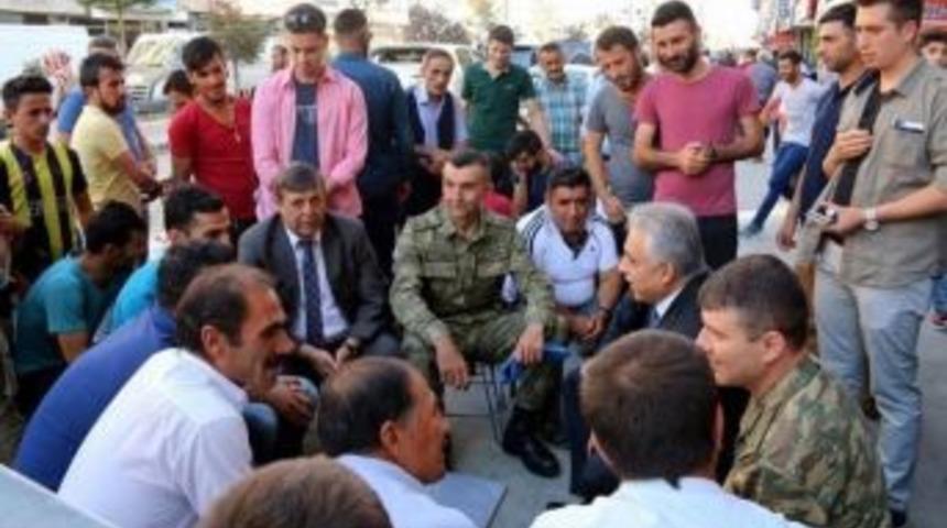 Vali Toprak&rsquo;tan Esnaf Ziyareti