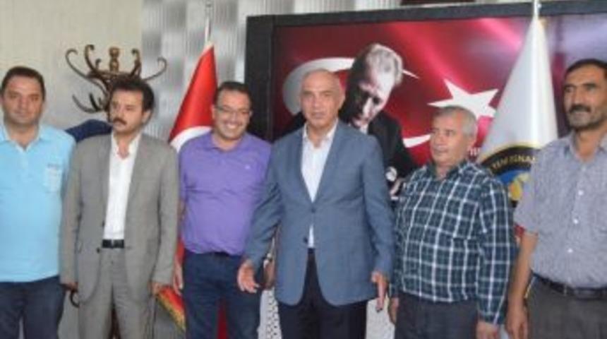 Ilıcalı, Esnaf Kefalet Kooperatifini Ziyaret Etti