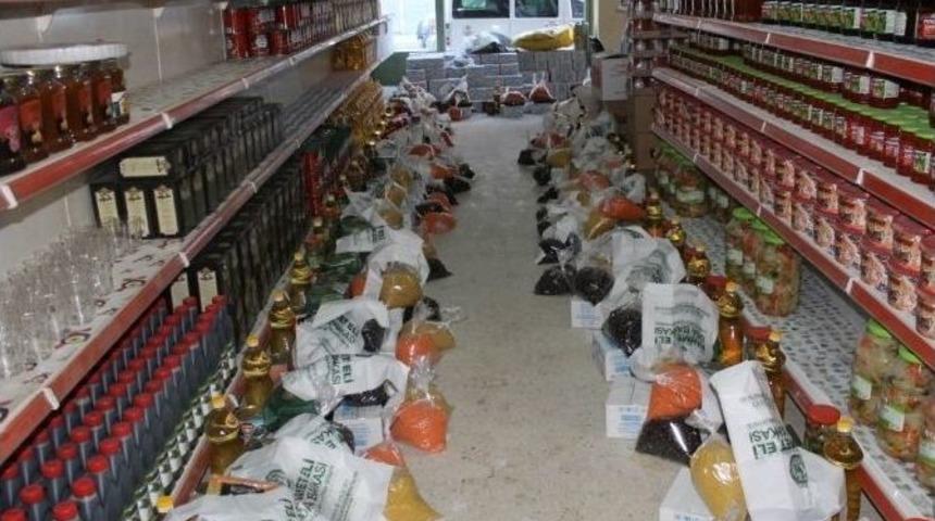 Van Rahmet Eli Derneği&rsquo;nden 783 Aileye Yardım