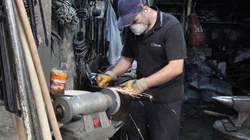 Bı&ccedil;ak&ccedil;ılar Bilenmeye Başlandı