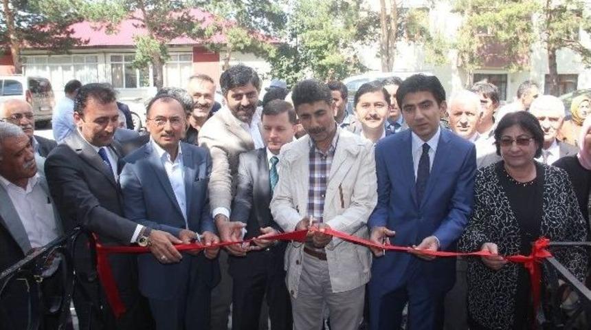 Ardahan&rsquo;da "15 Temmuz Milli İradenin Y&uuml;kselişi" Fotoğraf Sergisi A&ccedil;ıldı