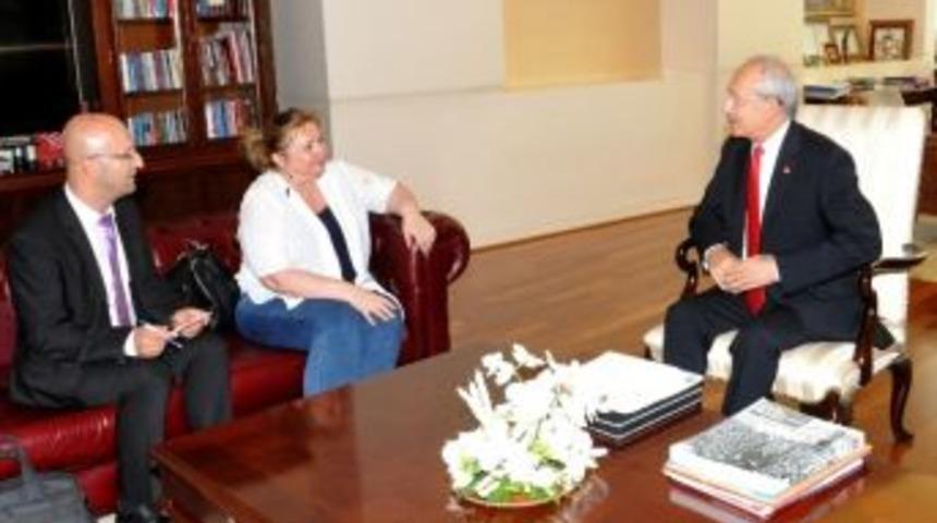 Kılı&ccedil;daroğlu, Fransız Sosyalist Parti Ulusal Sekreter Yardımcısı Marie Rose Koro İle G&ouml;r&uuml;şt&uuml;