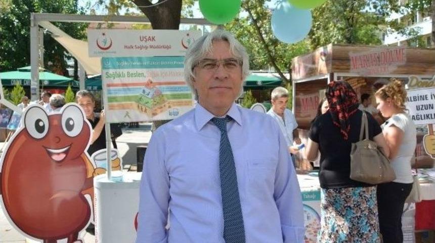 Uşak&rsquo;ta Halk Sağlığı Haftası Bilgilendirmeleri S&uuml;r&uuml;yor