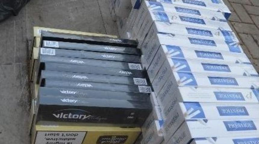 Mersin Polisinden Ka&ccedil;ak İ&ccedil;ki Ve Sigara Operasyonu