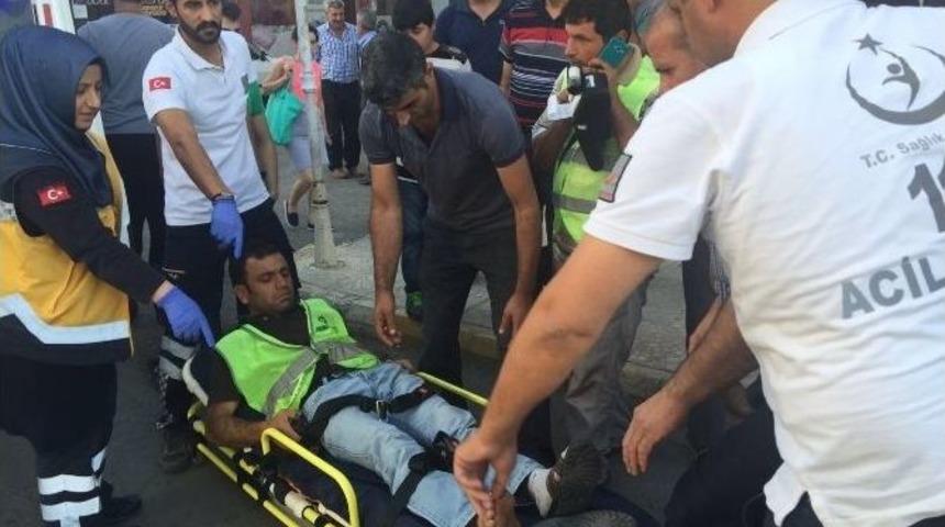 Otomobil Park G&ouml;revlisine &Ccedil;arpıp Ka&ccedil;tı: 1 Yaralı