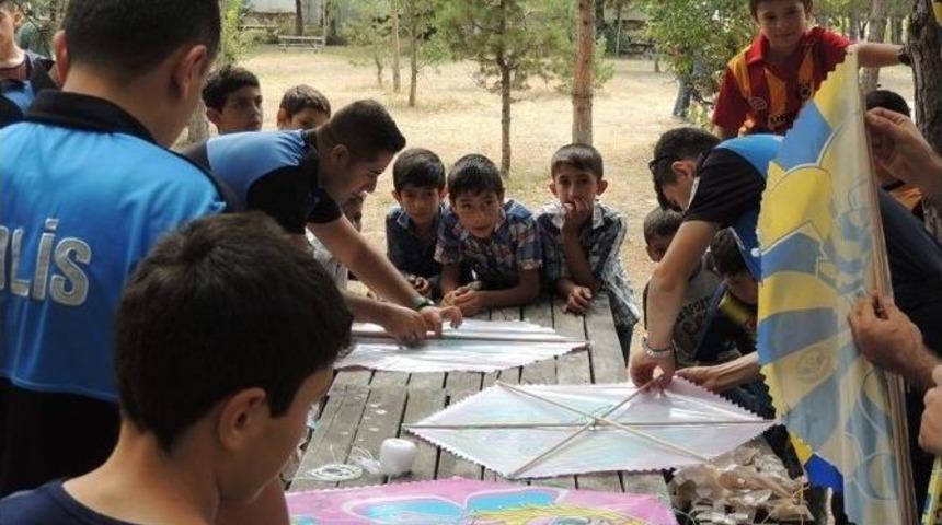 Ağrı’da Uçurtma Şenliği