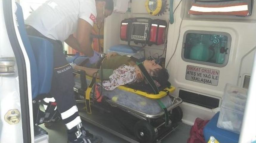 Talakla Atan Ara&ccedil;tan Sıyrıklarla Kurtuldu