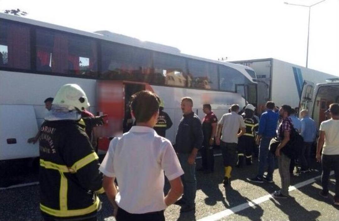 Ordu&rsquo;da Zincirleme Kaza: 15 Yaralı