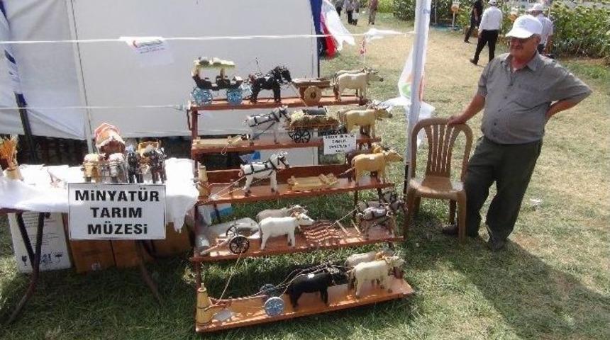 Yaptığı Maketlerle Tekirdağ&rsquo;ın Vazge&ccedil;ilmezi Oldu