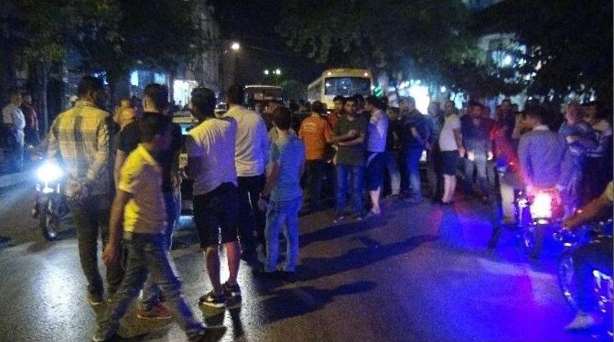 Polisin Kovaladığı Ara&ccedil; Kaza Yaptı