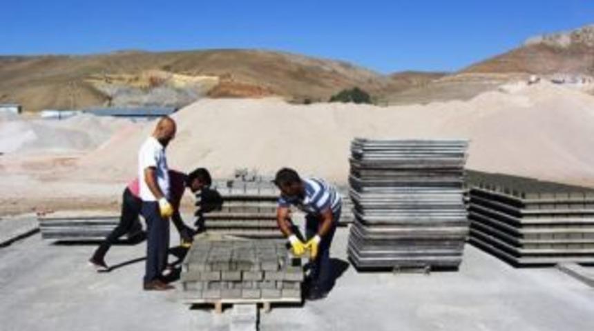 G&uuml;nl&uuml;k 12 Bin Adet Parke &Uuml;retiliyor