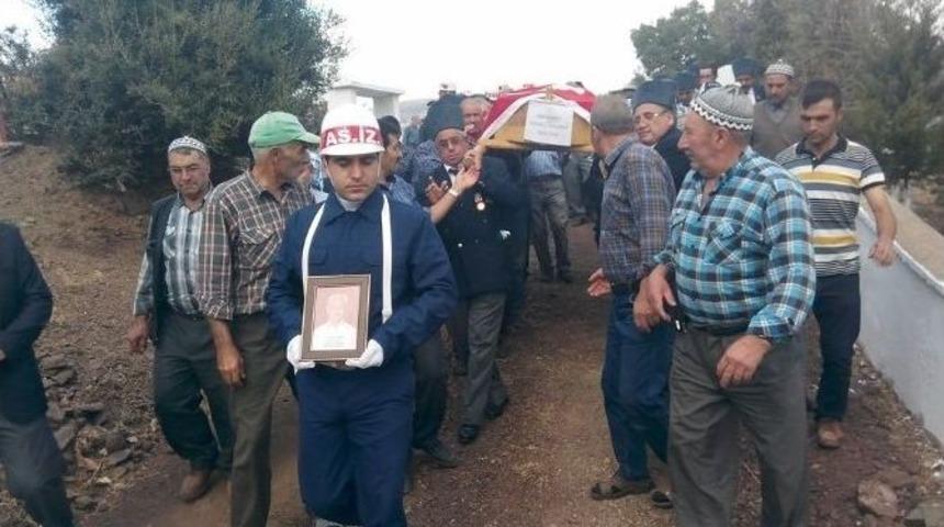 Akhisarlı Kıbrıs Gazisi Son Yolculuğuna Uğurlandı