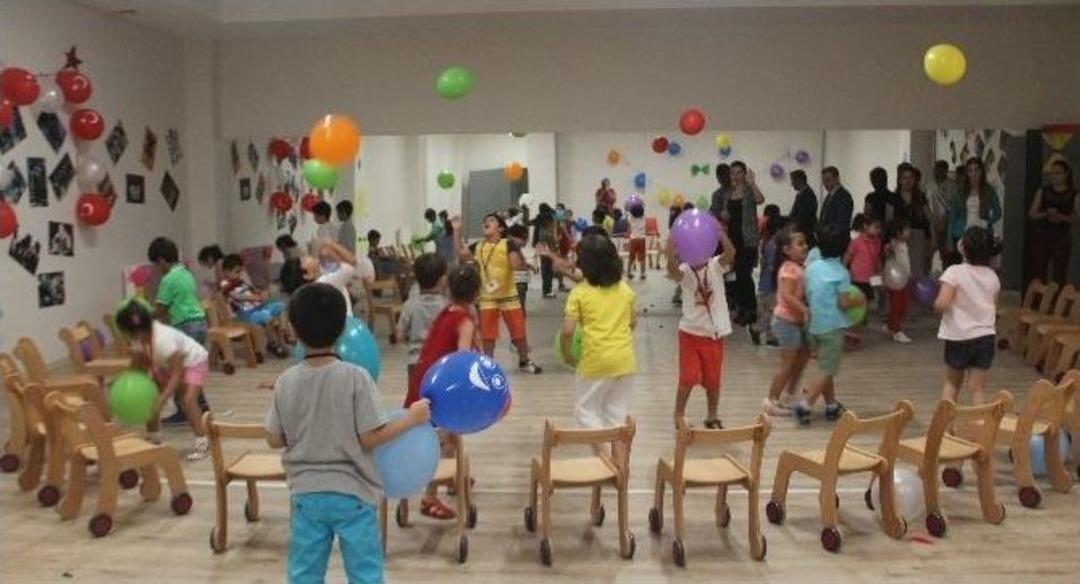 İlk Zil Ted&rsquo;li &Ouml;ğrenciler İ&ccedil;in &Ccedil;aldı