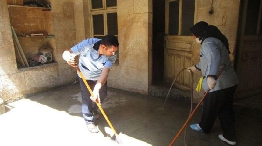 Yaşlılara Bayram Bakımı