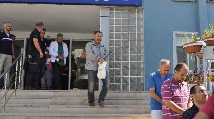 Profes&ouml;r Ve Do&ccedil;ent Gibi Akademik Unvanları Bulunan 20 Kişi Fet&ouml; Soruşturmasında Tutuklandı