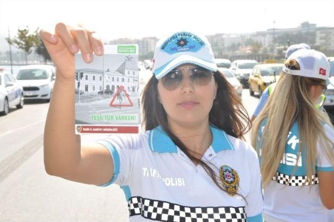 İzmir&rsquo;de Emniyetten Bayram Tatili &Ouml;ncesi Vatandaşlara Bilgilendirme