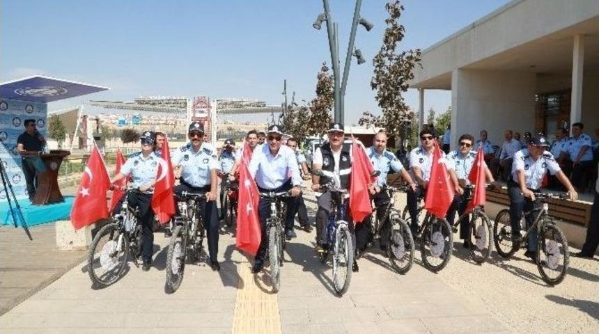 Zabıtalar Bisikletle Yarıştı