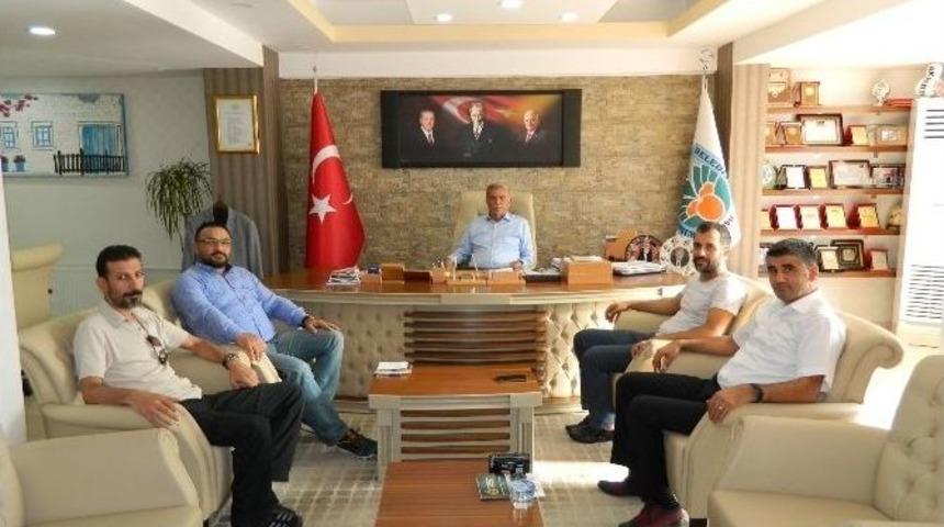 K&uuml;&ccedil;&uuml;k Kurbanını Kızılay&rsquo;a Bağışladı