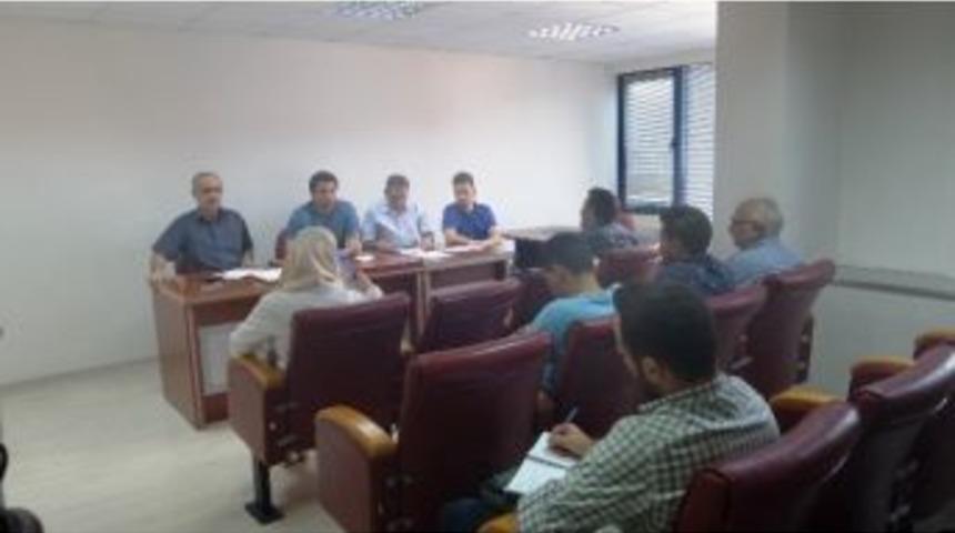 İzmit&rsquo;te Parke Yol İhalesi Yapıldı