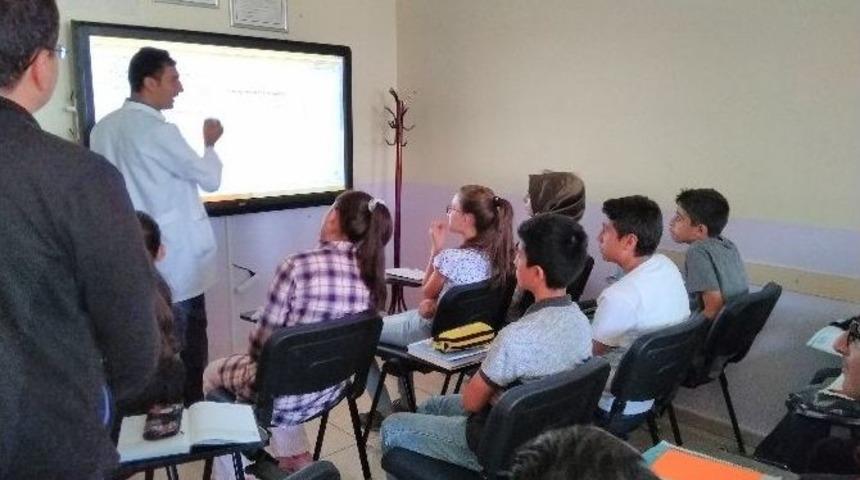 Tekmanlı, Erzurum&rsquo;da Hedefe Ulaşmanın Yolu &Ccedil;&ouml;z&uuml;m&rsquo;den Ge&ccedil;er.