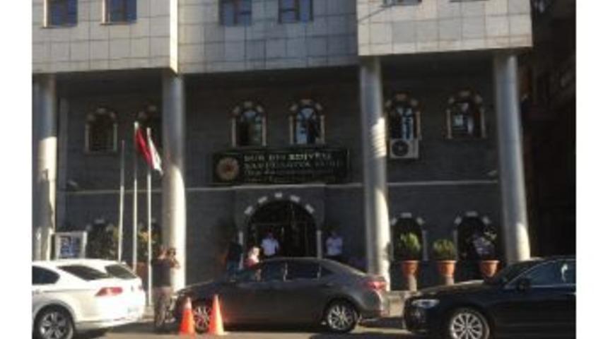 Diyarbakır&rsquo;da İki Belediyeye Kayyum Atandı