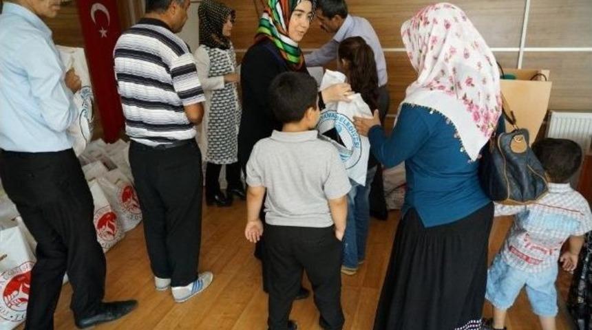 Adıyaman Belediyesi&rsquo;nden 200 Aileye Bayram Yardımı