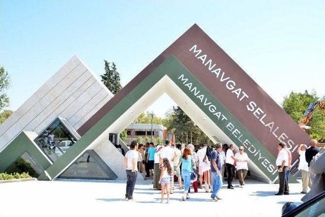 Manavgat Şelalesine Çevre Düzenlemesi