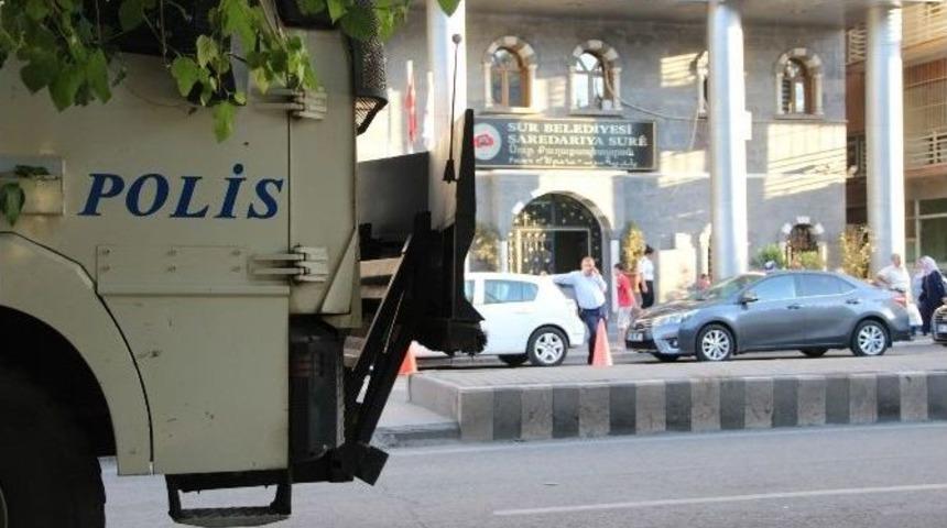 Sur Ve Silvan Belediyelerine Kayyum Atanması Kararı