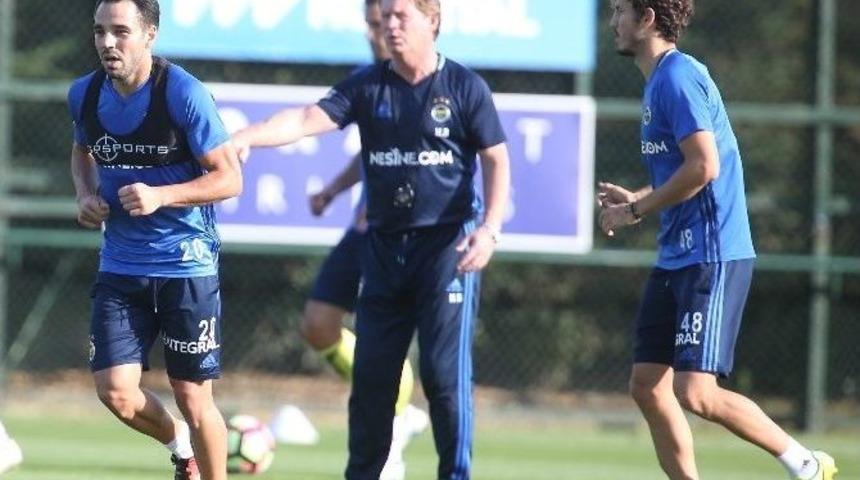 Fenerbah&ccedil;e, Bursaspor Ma&ccedil;ı Hazırlıklarını S&uuml;rd&uuml;r&uuml;yor