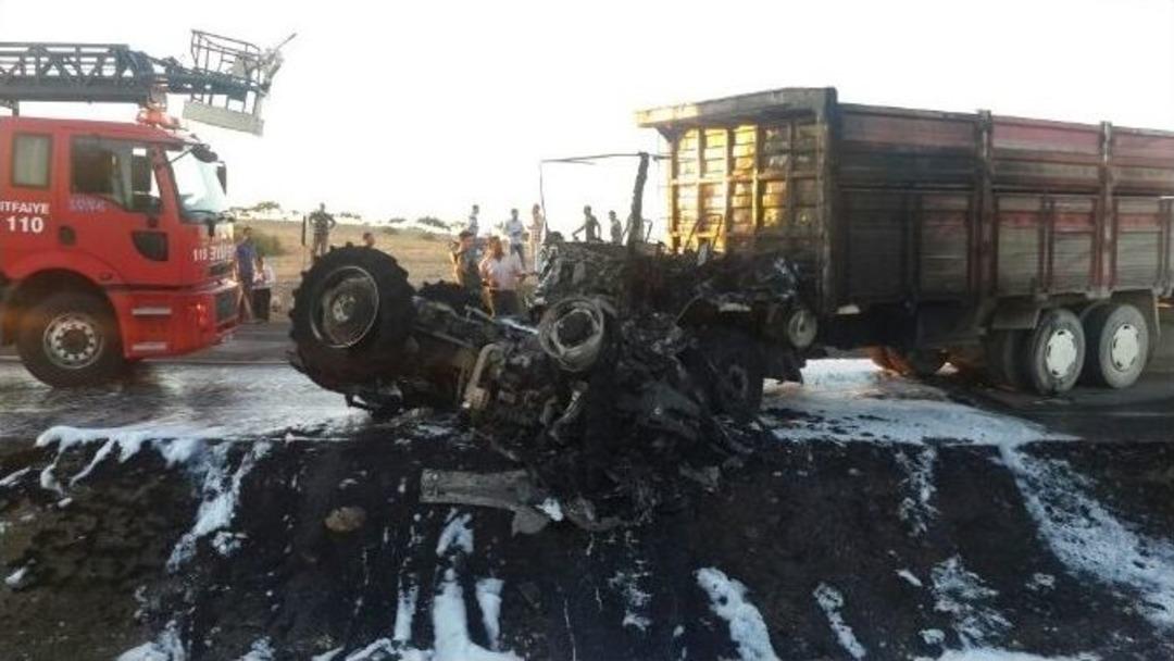 Kamyon Tarım İş&ccedil;ilerini Taşıyan Trakt&ouml;re &Ccedil;arptı: 1 &Ouml;l&uuml;