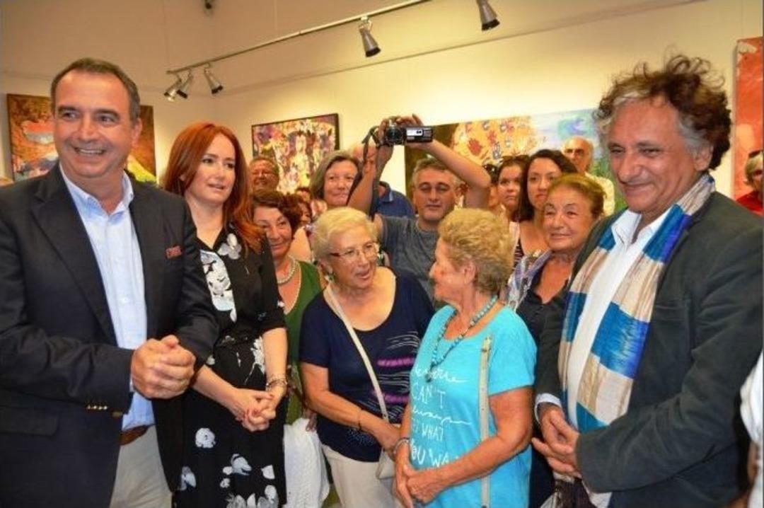 Ayvalık&rsquo;ta Ressam Bedri Baykam&rsquo;ın Sergisi A&ccedil;ıldı