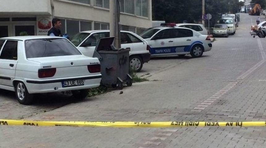 Tavşanlı&rsquo;da Patlamamış El Bombası Bulundu