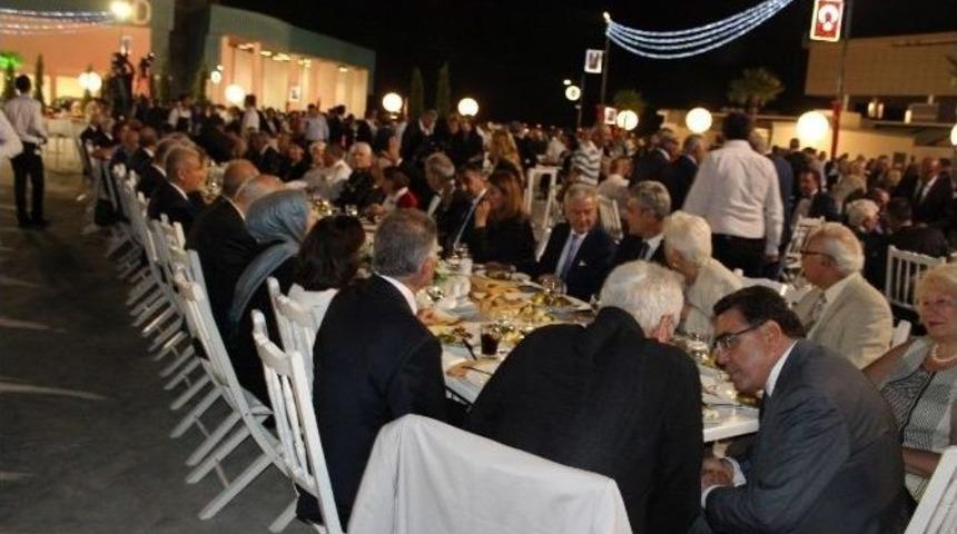 İzmir&rsquo;in Kurtuluşu &rsquo;9 Eyl&uuml;l Resepsiyonu&rsquo; İle Kutlandı