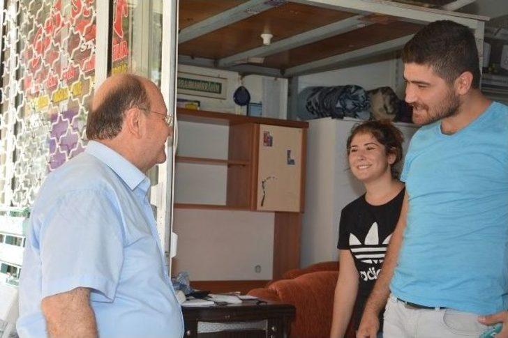 Başkan Özakcan Esnafın Bayramını Kutladı G1