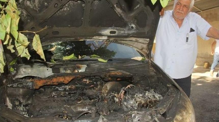 Emekli İkramiyesiyle Aldığı Otomobili Yandı