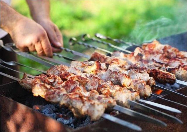 Etin Yanında Bolca Salata Tüketin