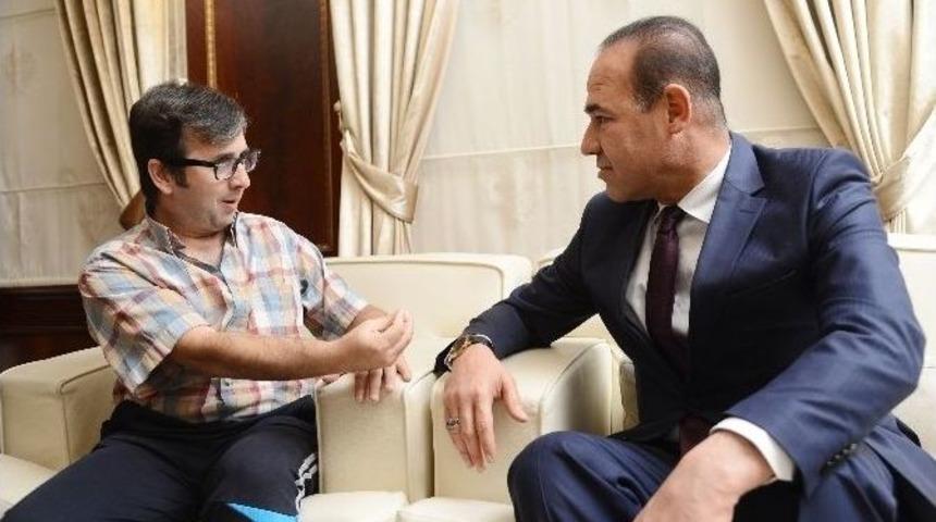 Başkan S&ouml;zl&uuml; Ms Hastaları İ&ccedil;in Sinema Filminde Oynadı