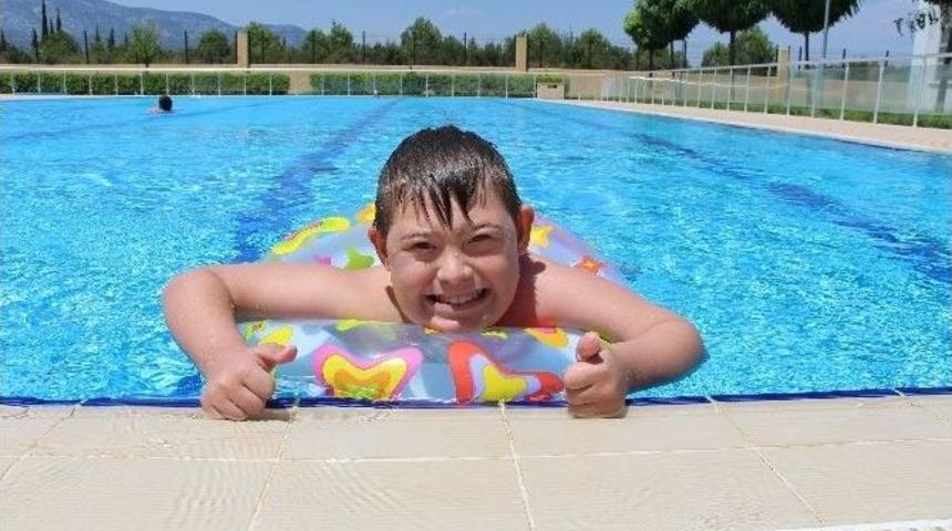 B&uuml;y&uuml;kşehir&rsquo;den Engellilere Unutulmaz Yaz