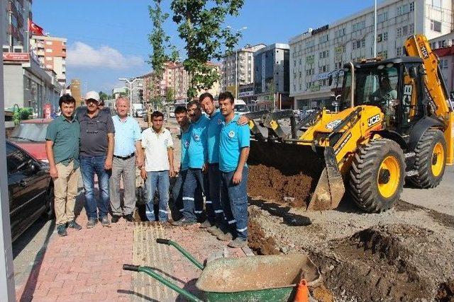 Önce Eylem Yaptı, Şimdide Teşekkür Etti