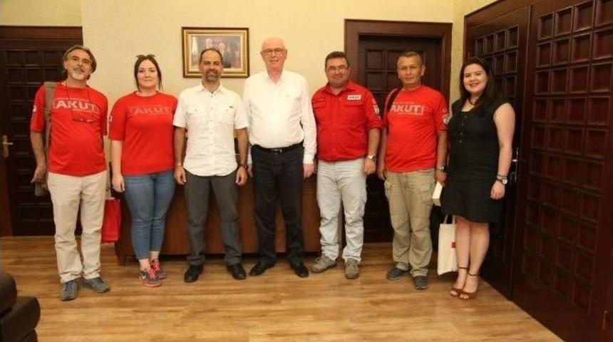 Nasuh Mahruki Başkan Kurt&rsquo;u Ziyaret Etti