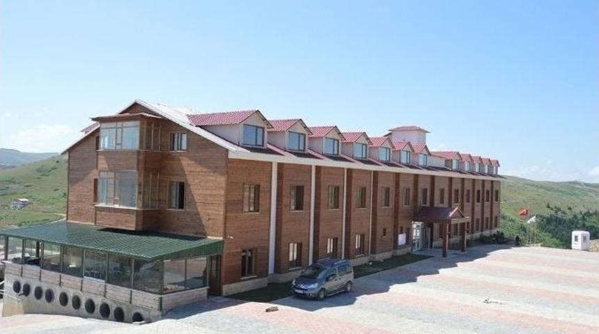 &Ccedil;ambaşı&rsquo;na Yapılan Otele Tkdk&rsquo;den Destek