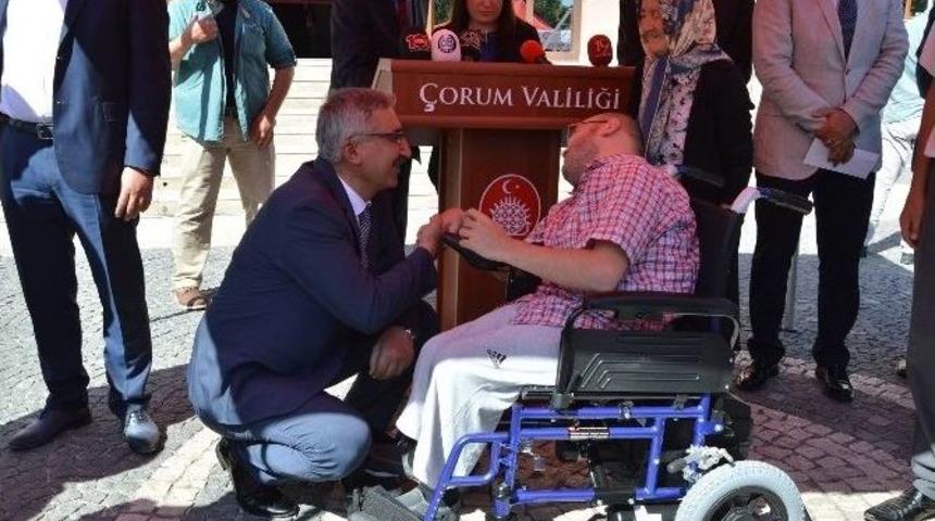 &Ccedil;orum&rsquo;da 39 Engelliye Ak&uuml;l&uuml; Ara&ccedil; Dağıtıldı