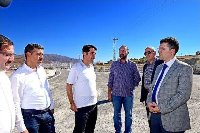 Genel Sekreter Ercan Turan Canlı Hayvan Pazarında İncelemelerde Bulundu 1