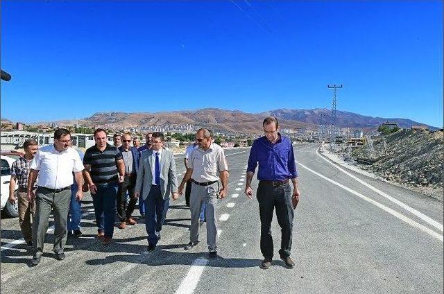 Genel Sekreter Ercan Turan Canlı Hayvan Pazarında İncelemelerde Bulundu 2