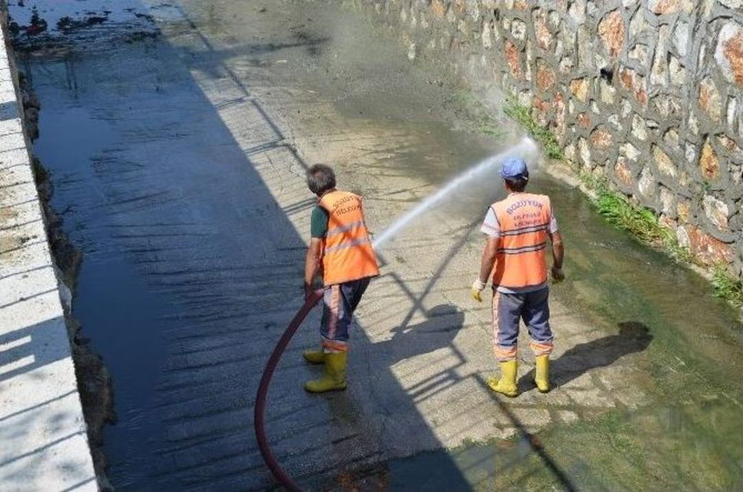 Boz&uuml;y&uuml;k&rsquo;te Bayram Temizliği