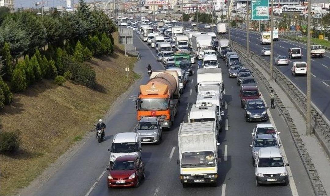 Tem Otoyolunda Bayram Yoğunluğu