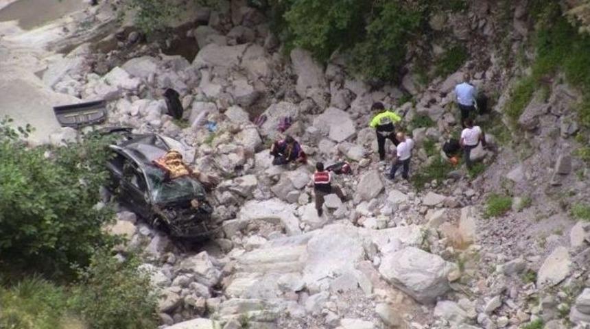 Oltu&rsquo;da G&ouml;rev Yapan Polis Memuru Trafik Kazasında Hayatını Kaybetti