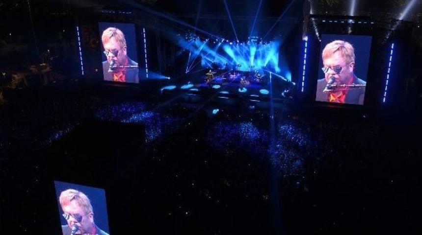 Expo 2016 Efsane İsim Elton John&rsquo;u Ağırladı